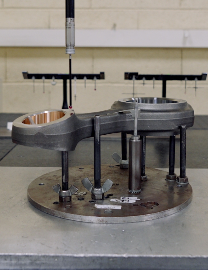 Approche sur mesure du contrôle qualité des pièces forgées